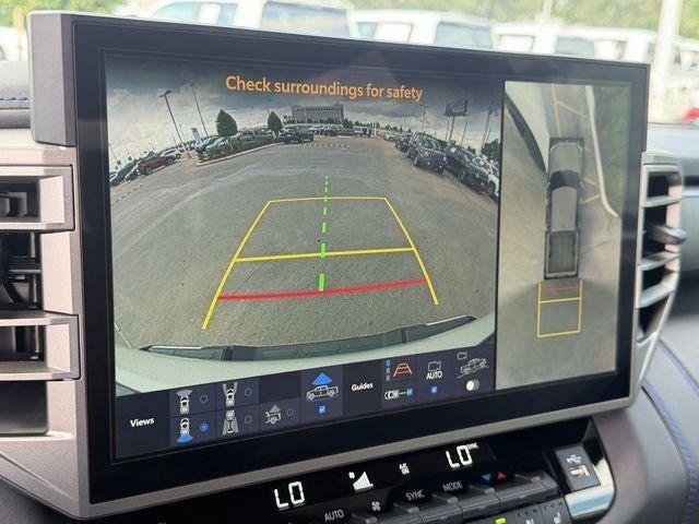 Certified 2026 Toyota Tundra Platinum w/ TRD Off-Road Package AWD/4WD image 16