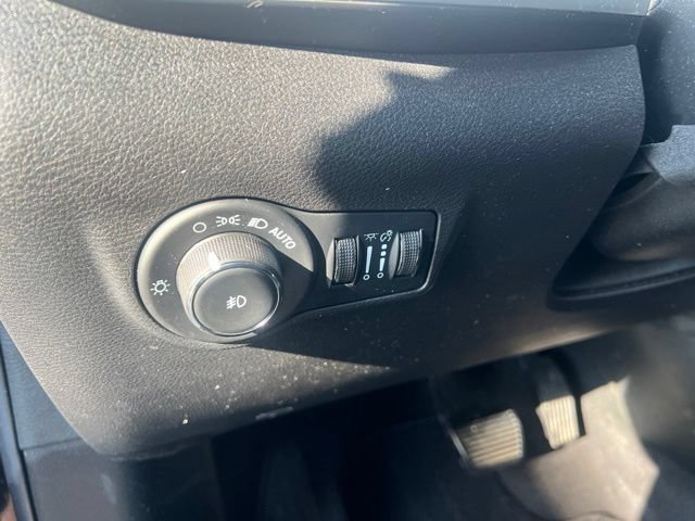 Used 2022 Jeep Compass Latitude AWD/4WD image 18