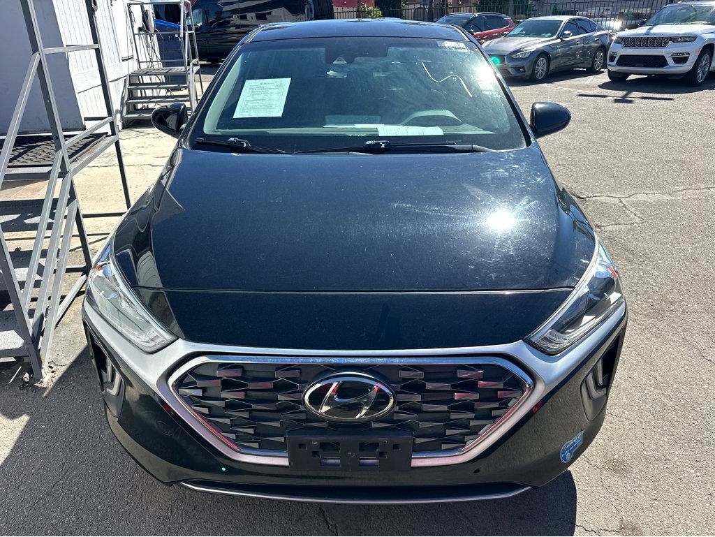 Used 2021 Hyundai Ioniq SE FWD image 2