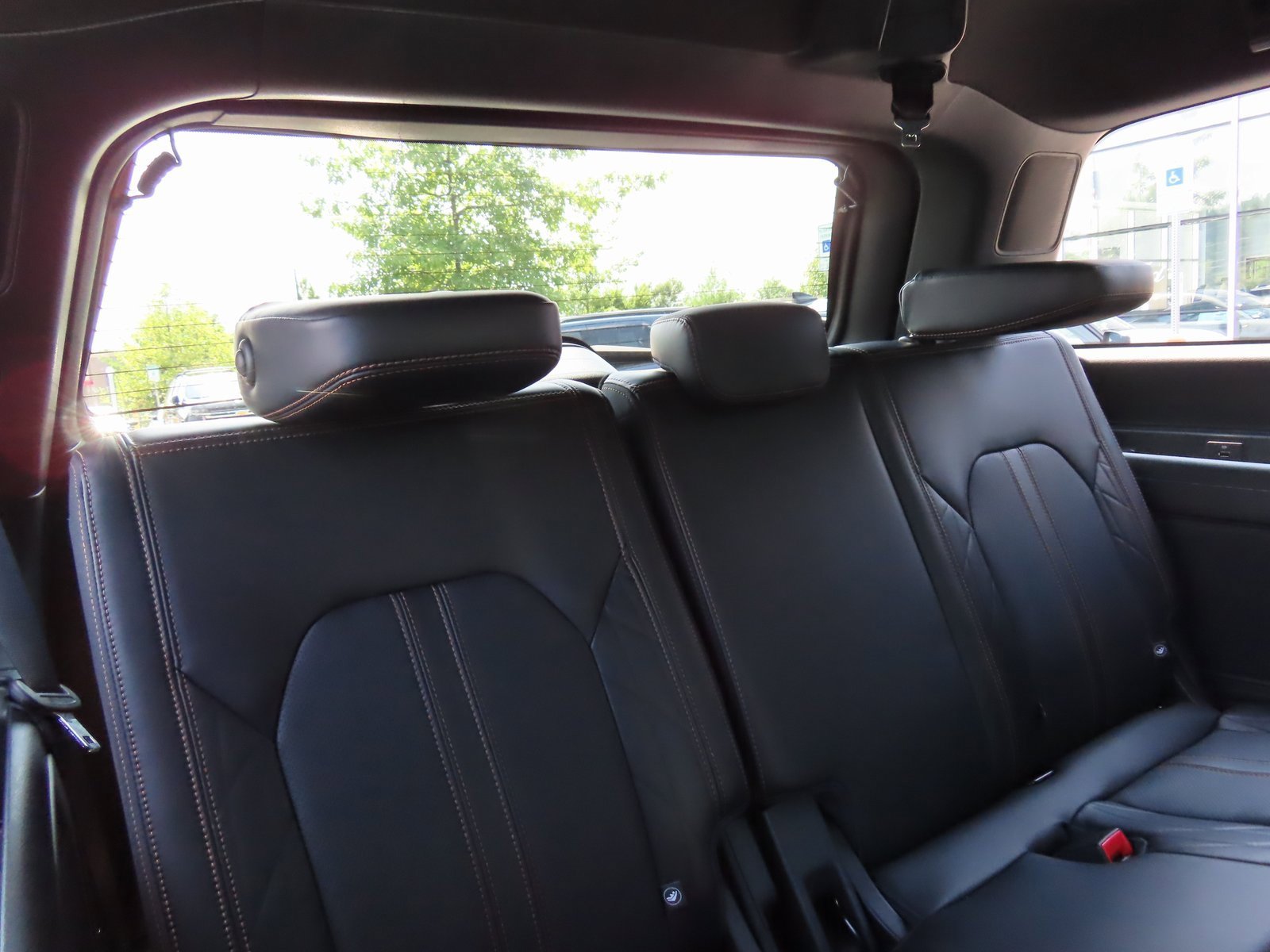 Used 2023 Ford Expedition Platinum image 41