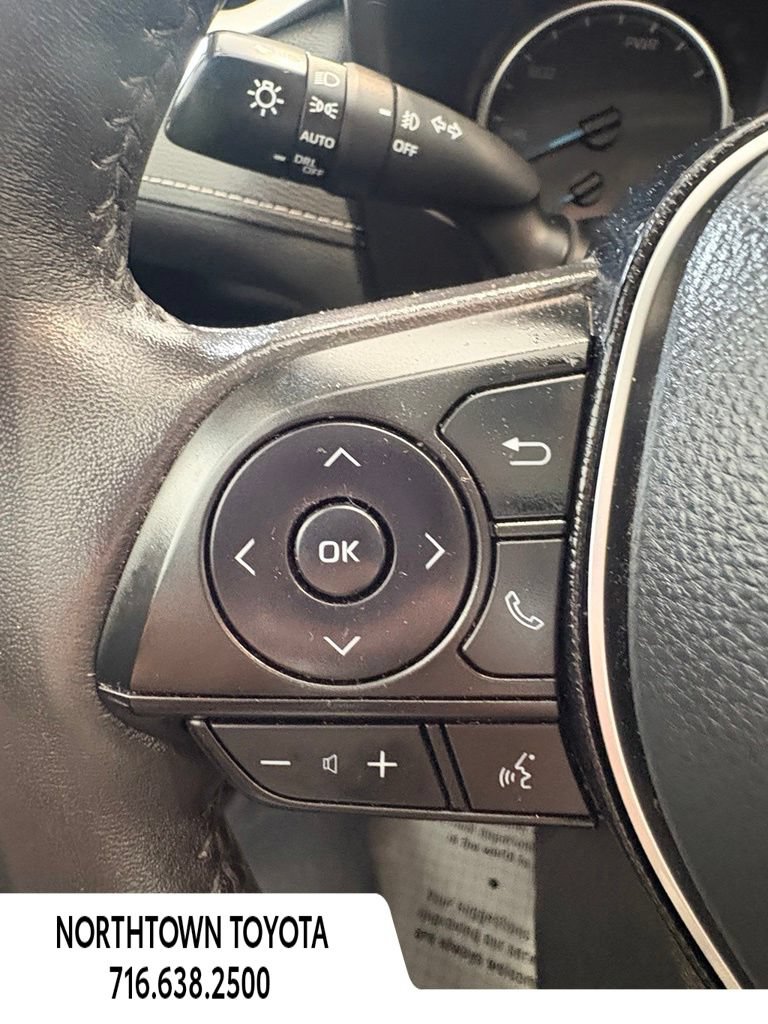 Used 2020 Toyota RAV4 XLE w/ Convenience Package AWD/4WD image 17