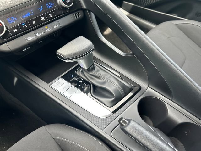 Certified 2022 Hyundai Elantra SEL w/ Preferred Accessory Package FWD image 15