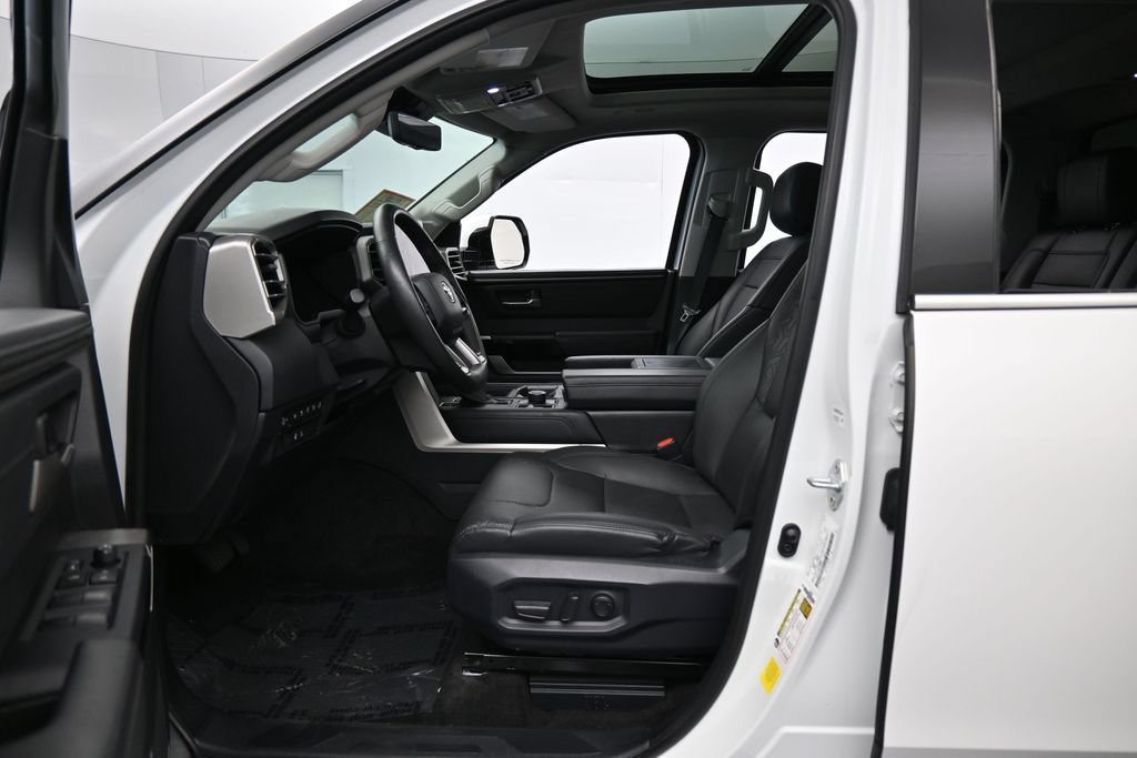 Used 2023 Toyota Tundra Limited AWD/4WD image 11