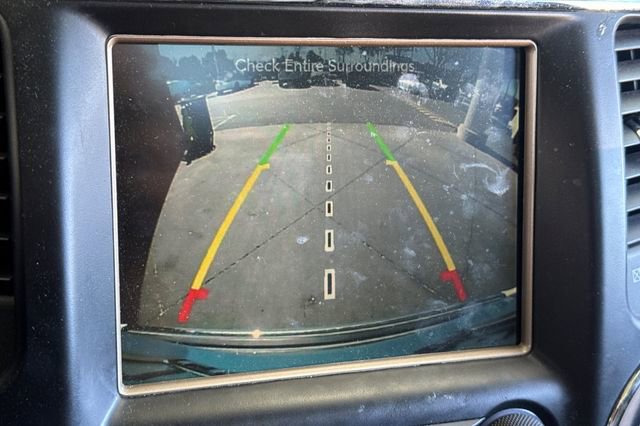 Used 2017 Jeep Grand Cherokee Overland image 18