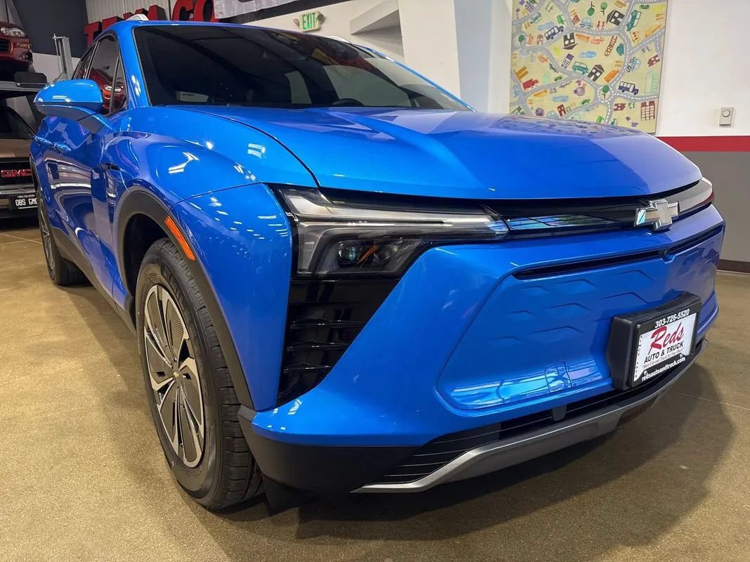 Used 2024 Chevrolet Blazer EV LT AWD/4WD image 50