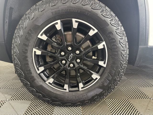 Used 2024 Chevrolet Traverse Z71 w/ Enhanced Driving Package image 22