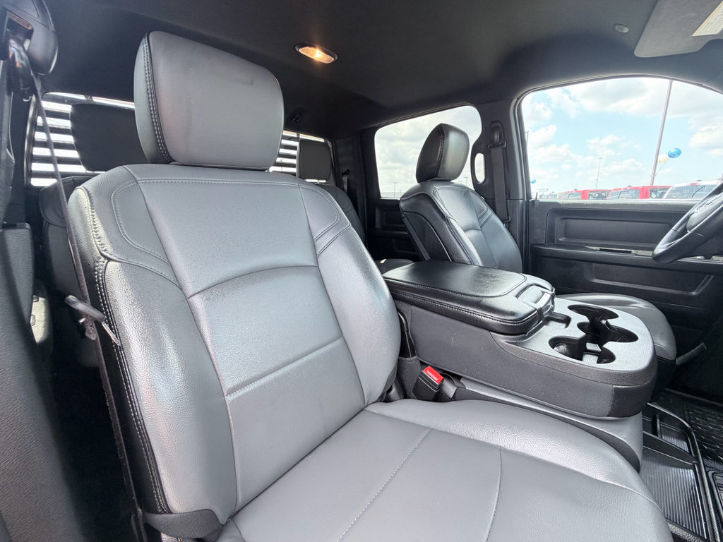 Used 2025 RAM 3500 Tradesman AWD/4WD image 25