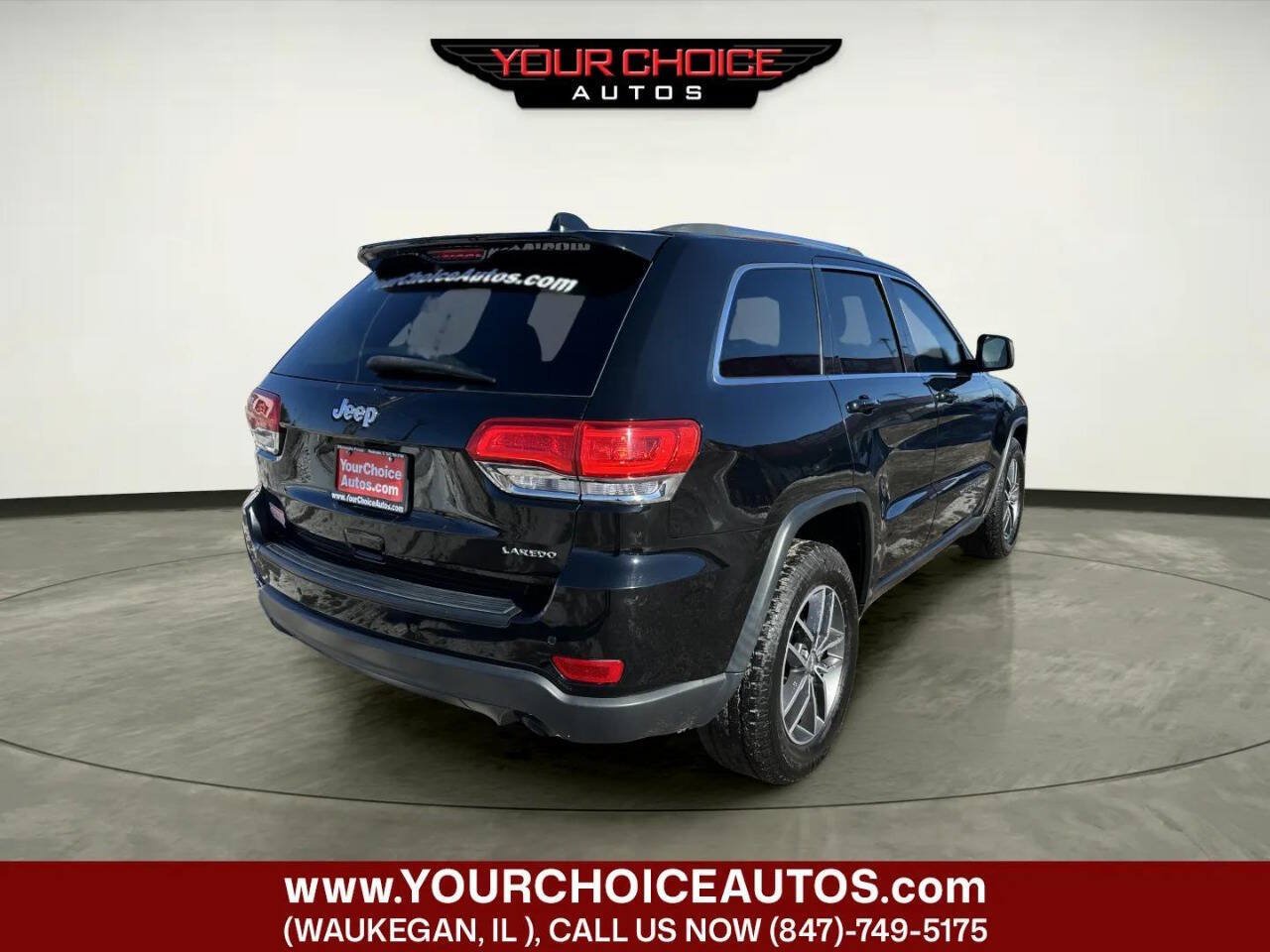 Used 2018 Jeep Grand Cherokee Laredo RWD image 5