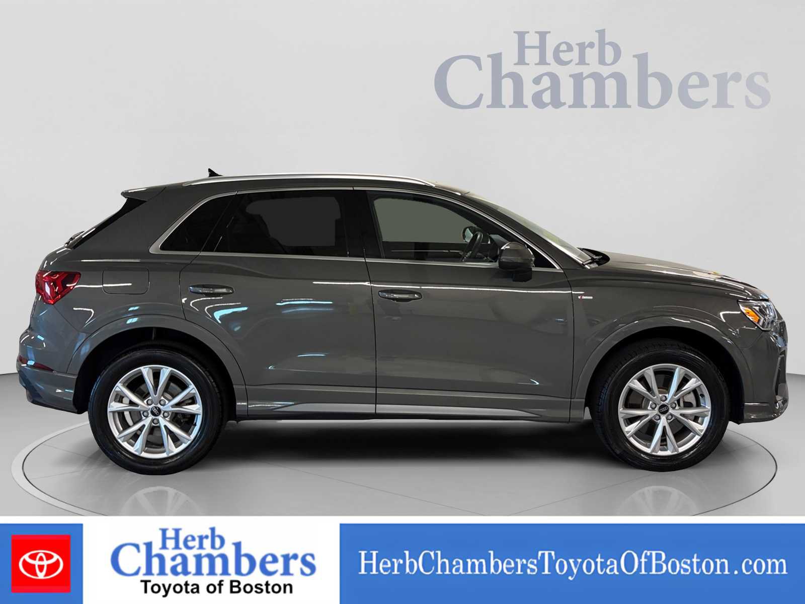 Used 2025 Audi Q3 2.0T Premium AWD/4WD image 11