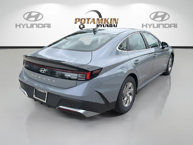 New 2027 Hyundai Sonata SE FWD image 5