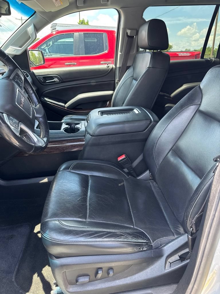 Used 2017 GMC Yukon XL SLT AWD/4WD image 5