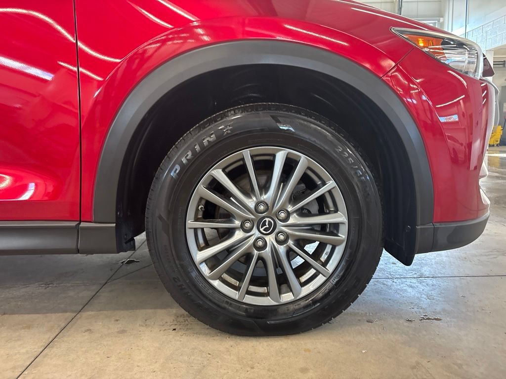 Used 2017 MAZDA CX-5 Touring w/ Preferred Equipment Package AWD/4WD image 30
