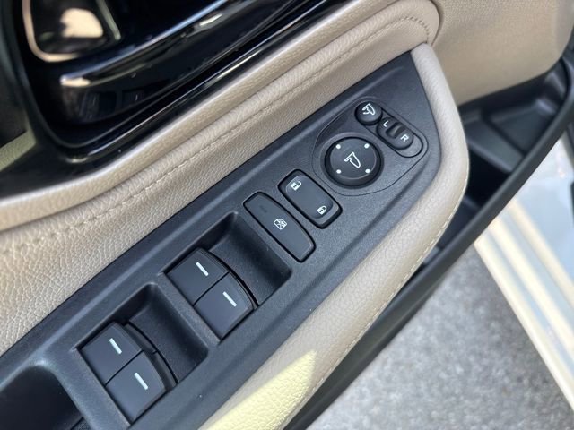 Used 2023 Honda Odyssey Elite image 9