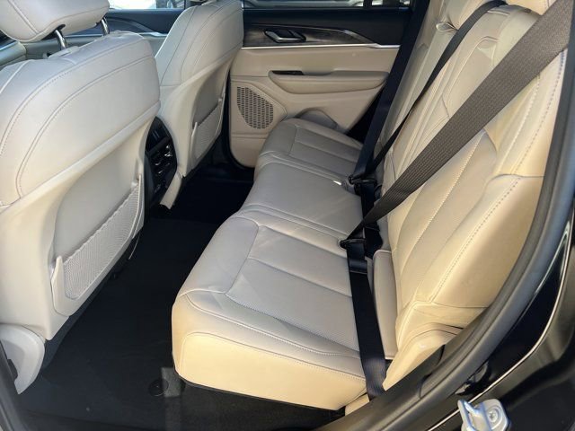 Certified 2024 Jeep Grand Cherokee Limited w/ Luxury Tech Group II image 26