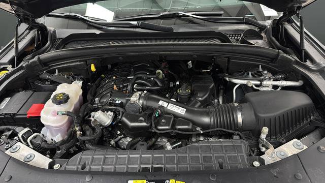 Certified 2023 Jeep Grand Cherokee Laredo image 26