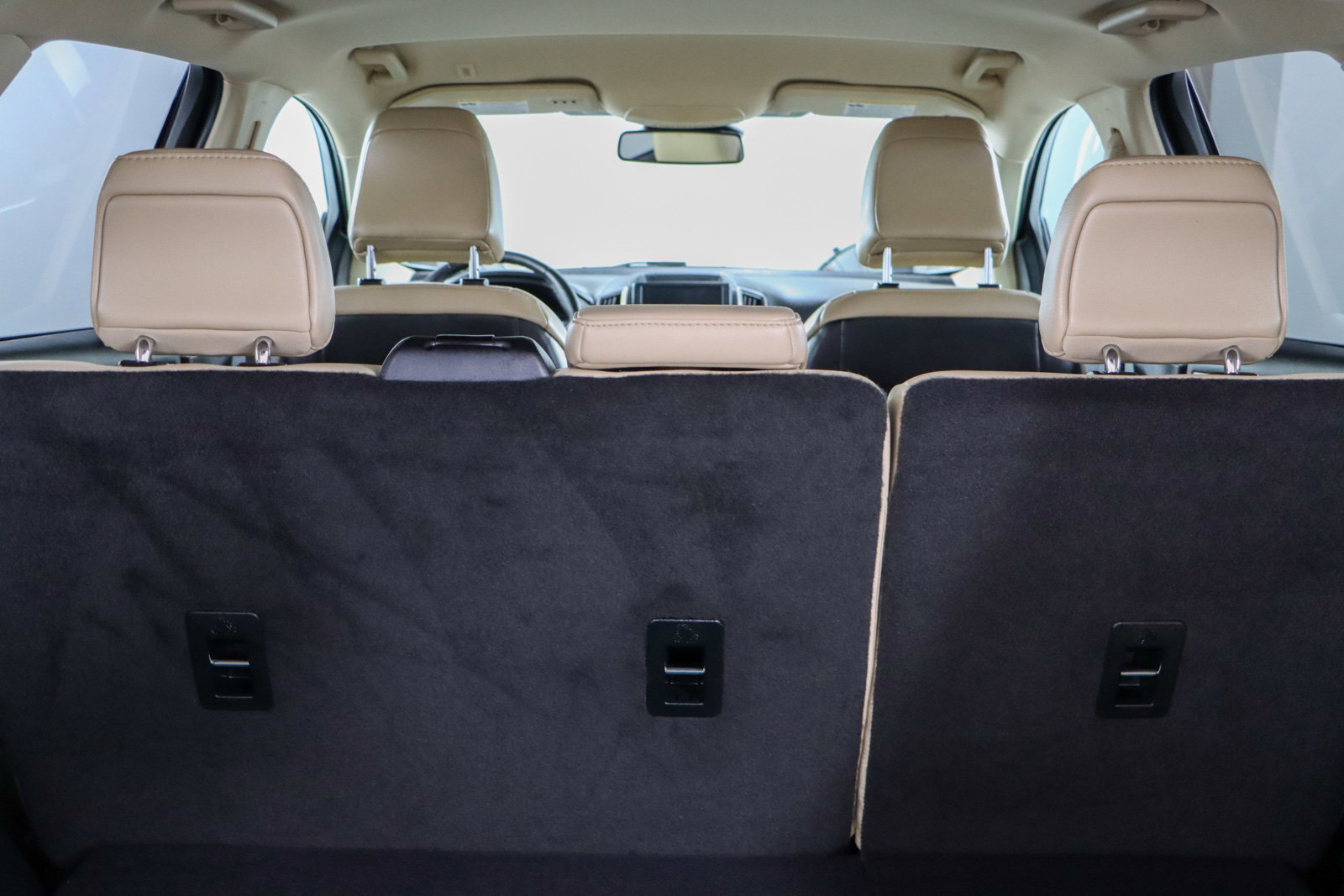 Used 2022 Ford Edge SEL w/ Convenience Package image 28