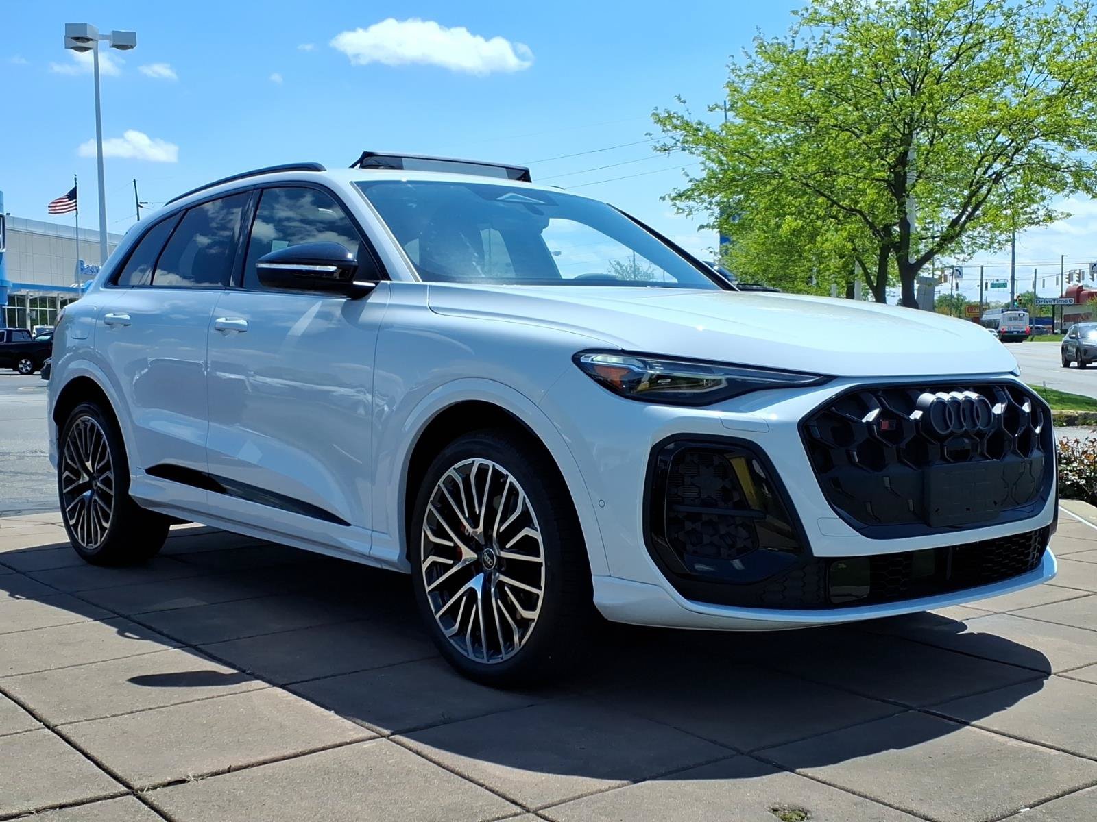 New 2026 Audi SQ5 Premium Plus AWD/4WD image 3