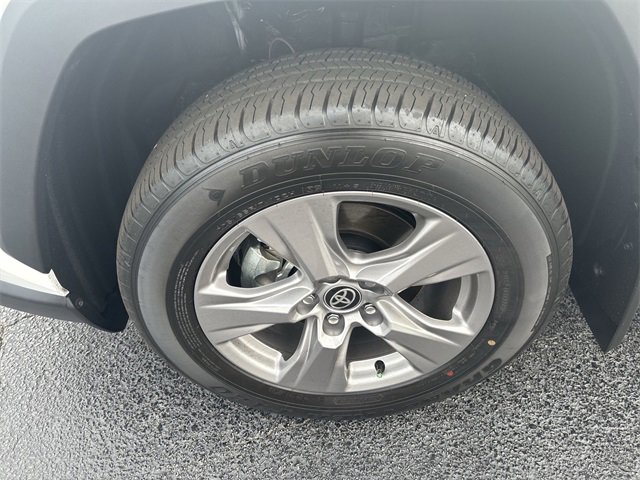 Used 2025 Toyota RAV4 XLE w/ Convenience Package image 13