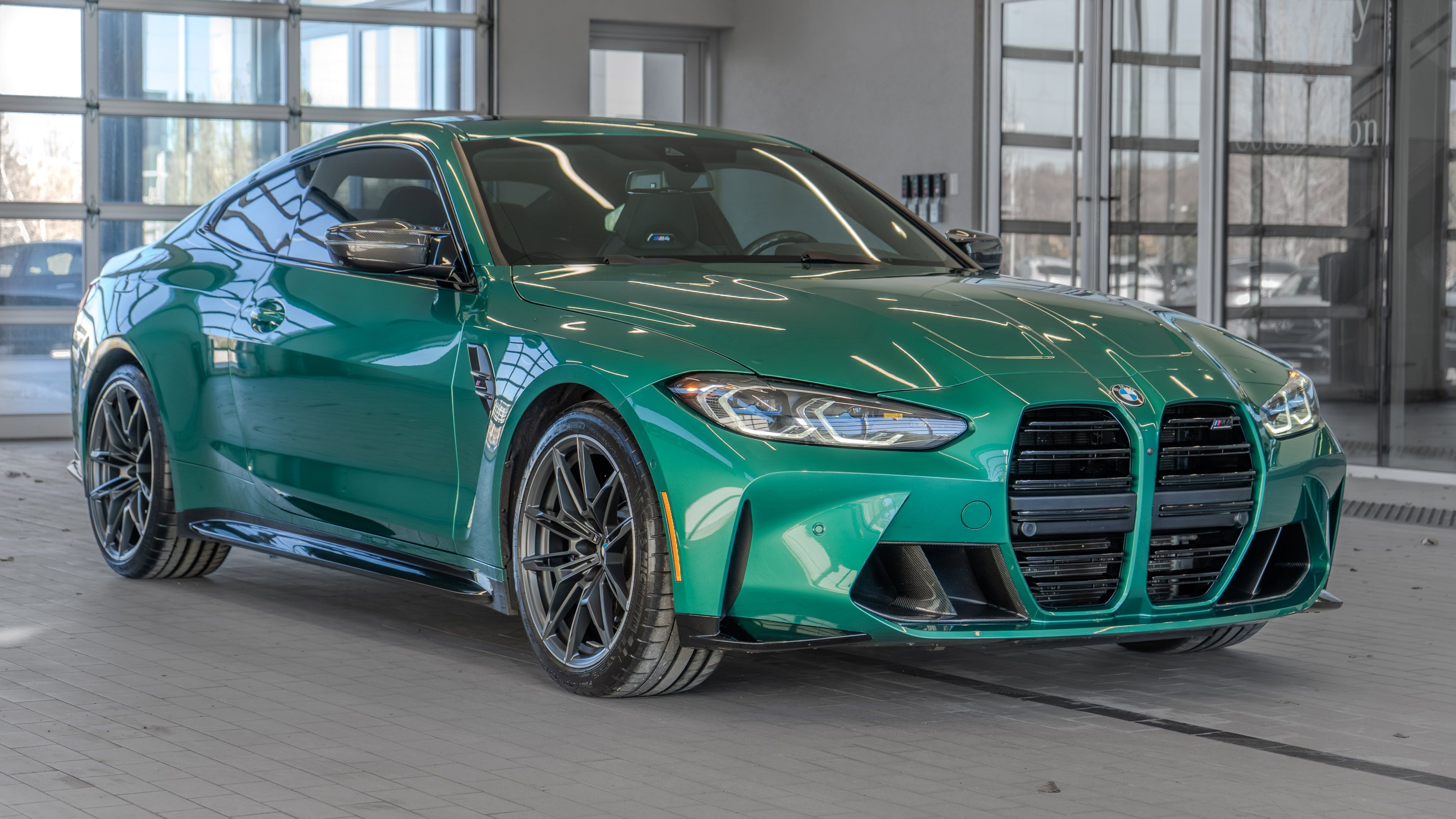 Used 2021 BMW M4 Competition w/ M Carbon Exterior Package image 21