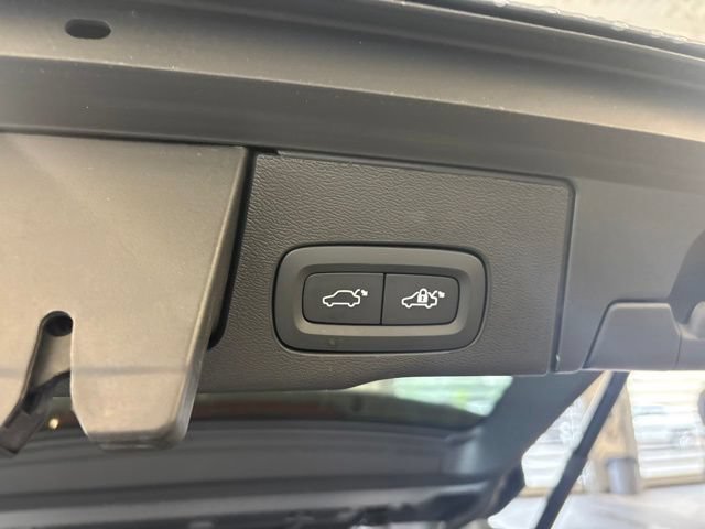 Used 2023 Volvo XC60 B5 Plus w/ Protection Package Premier FWD image 26