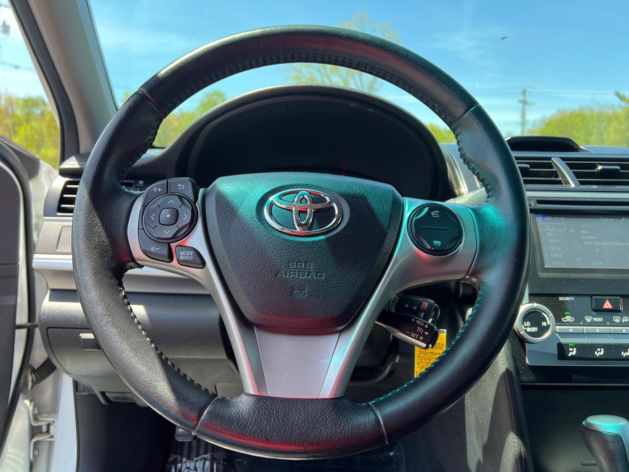 Used 2013 Toyota Camry SE FWD image 18