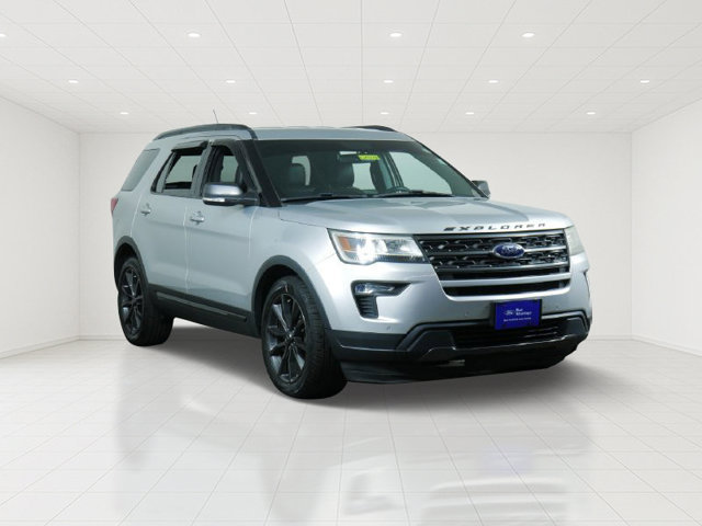Certified 2018 Ford Explorer XLT w/ Equipment Group 202A