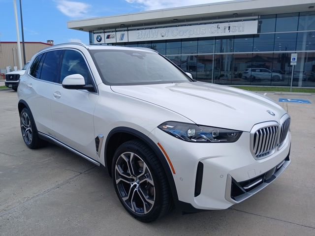 New 2026 BMW X5 sDrive40i image 1