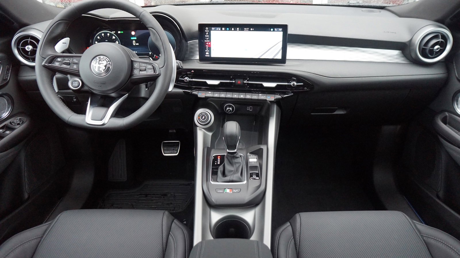 New 2024 Alfa Romeo Tonale Veloce image 32