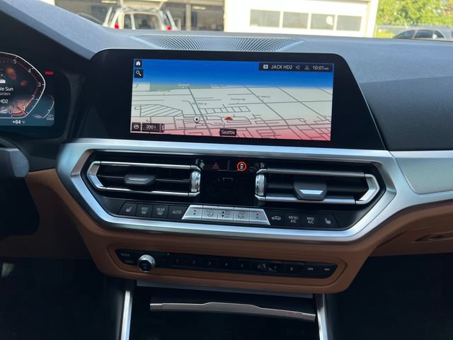 Used 2022 BMW 330i Sedan w/ Driving Assistance Package RWD image 22