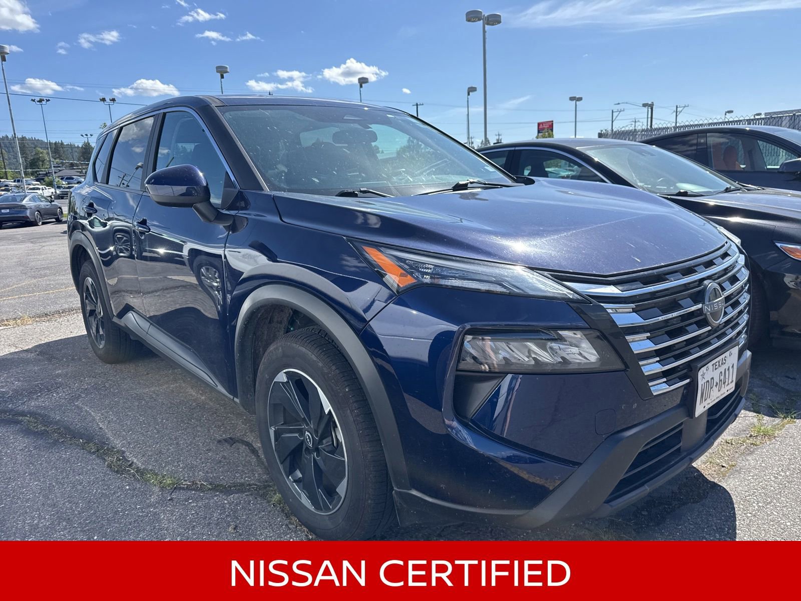 Certified 2025 Nissan Rogue SV AWD/4WD image 4