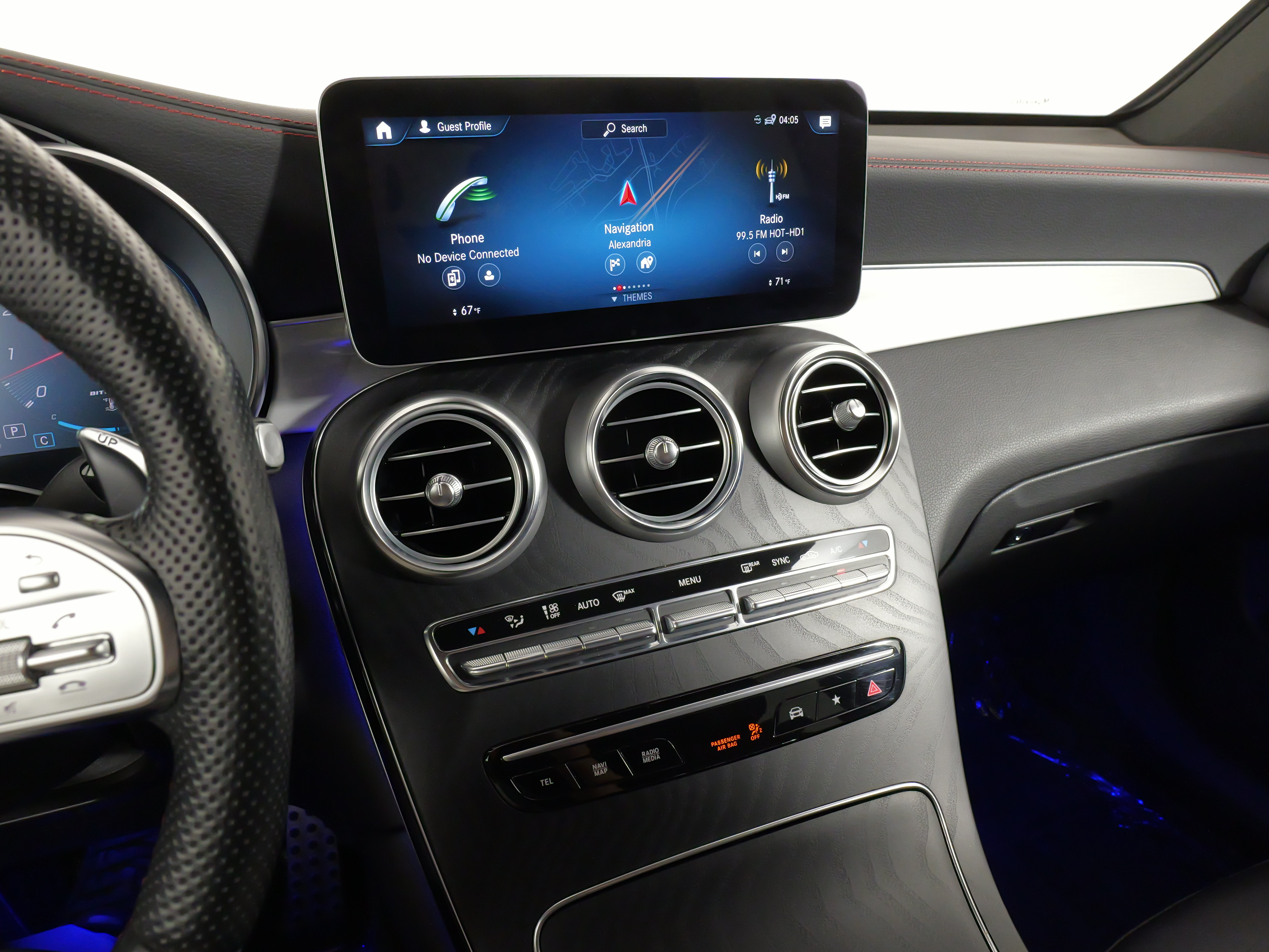 Used 2022 Mercedes-Benz GLC 43 AMG 4MATIC image 40