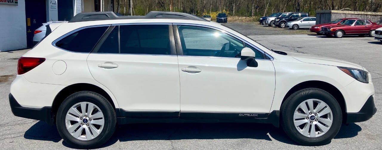 Used 2018 Subaru Outback 2.5i Premium AWD/4WD image 5