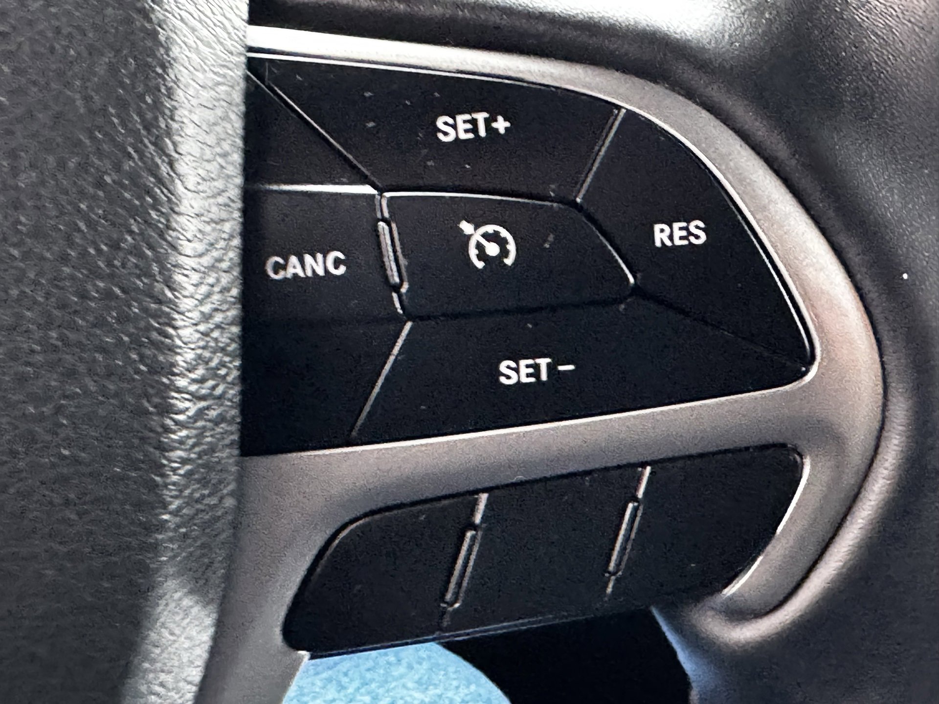 Used 2022 Jeep Grand Cherokee Altitude image 22