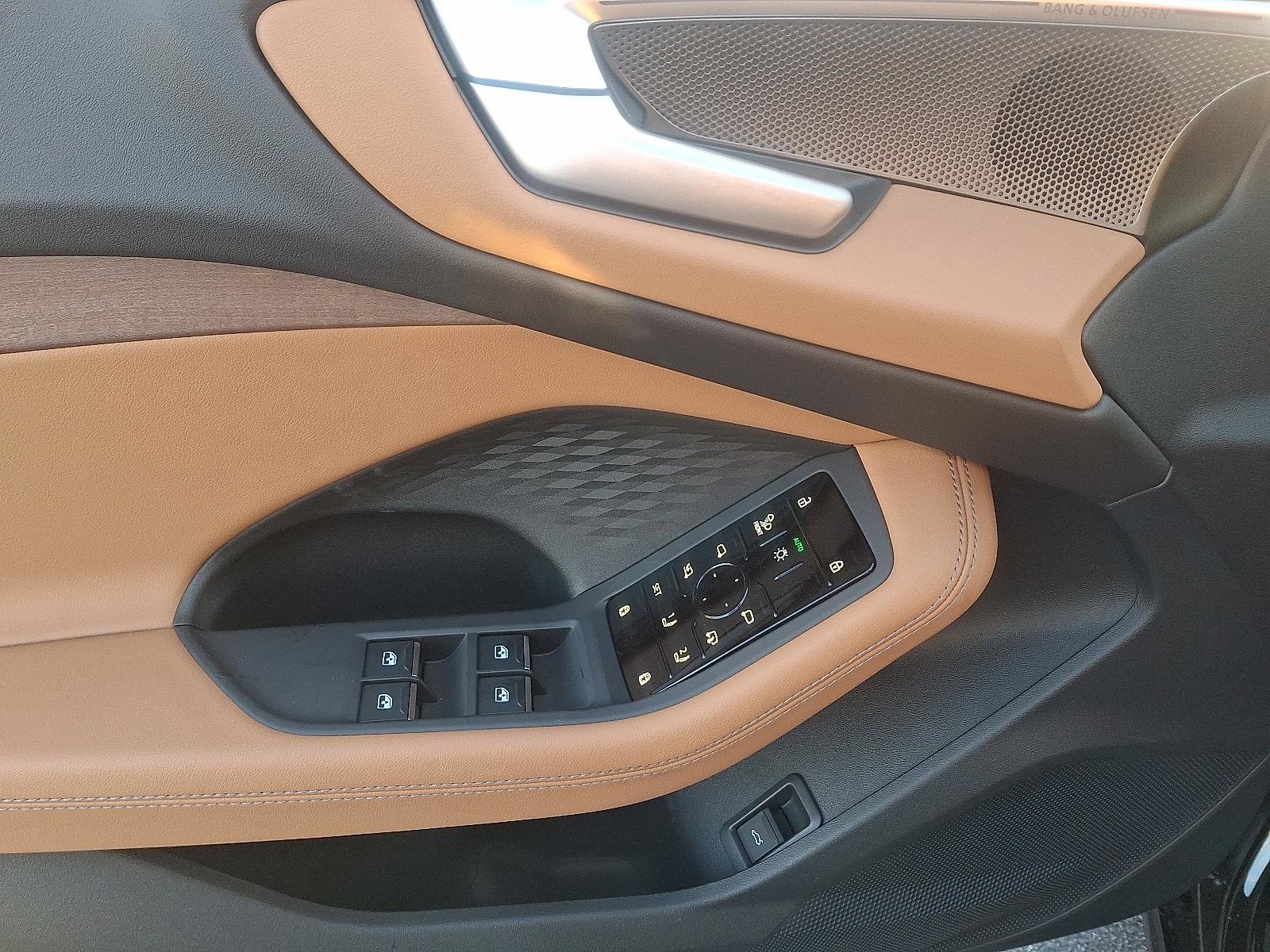 New 2025 Audi A5 2.0T Prestige image 10