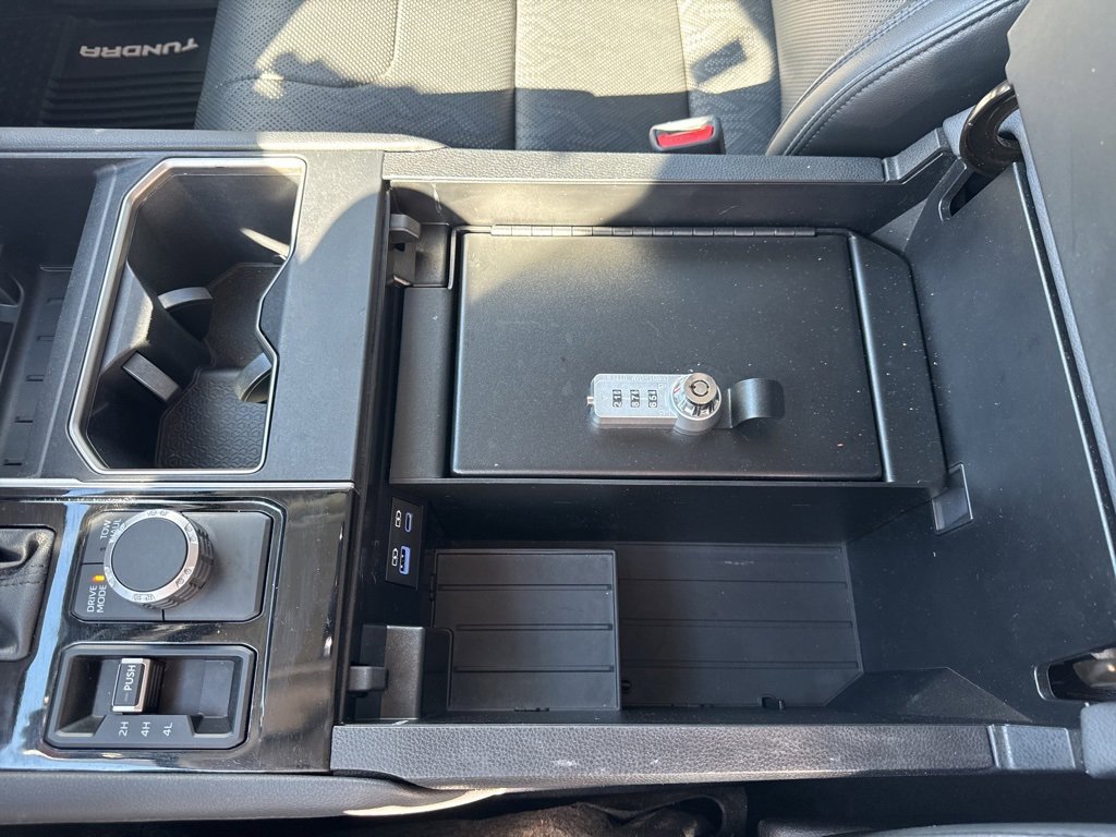 Used 2023 Toyota Tundra Limited image 50