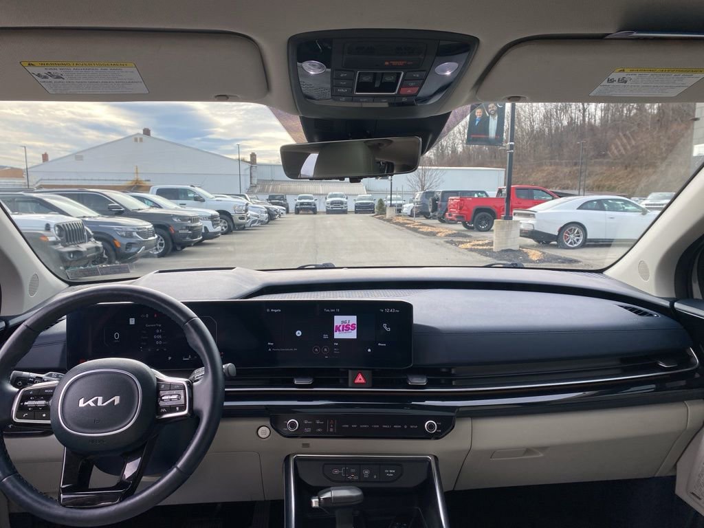 Used 2025 Kia Carnival SX Prestige FWD image 25