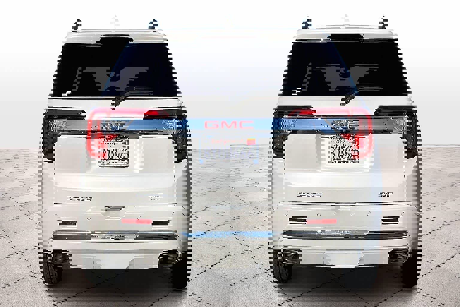 Used 2022 GMC Acadia Denali w/ Denali Ultimate Package image 6