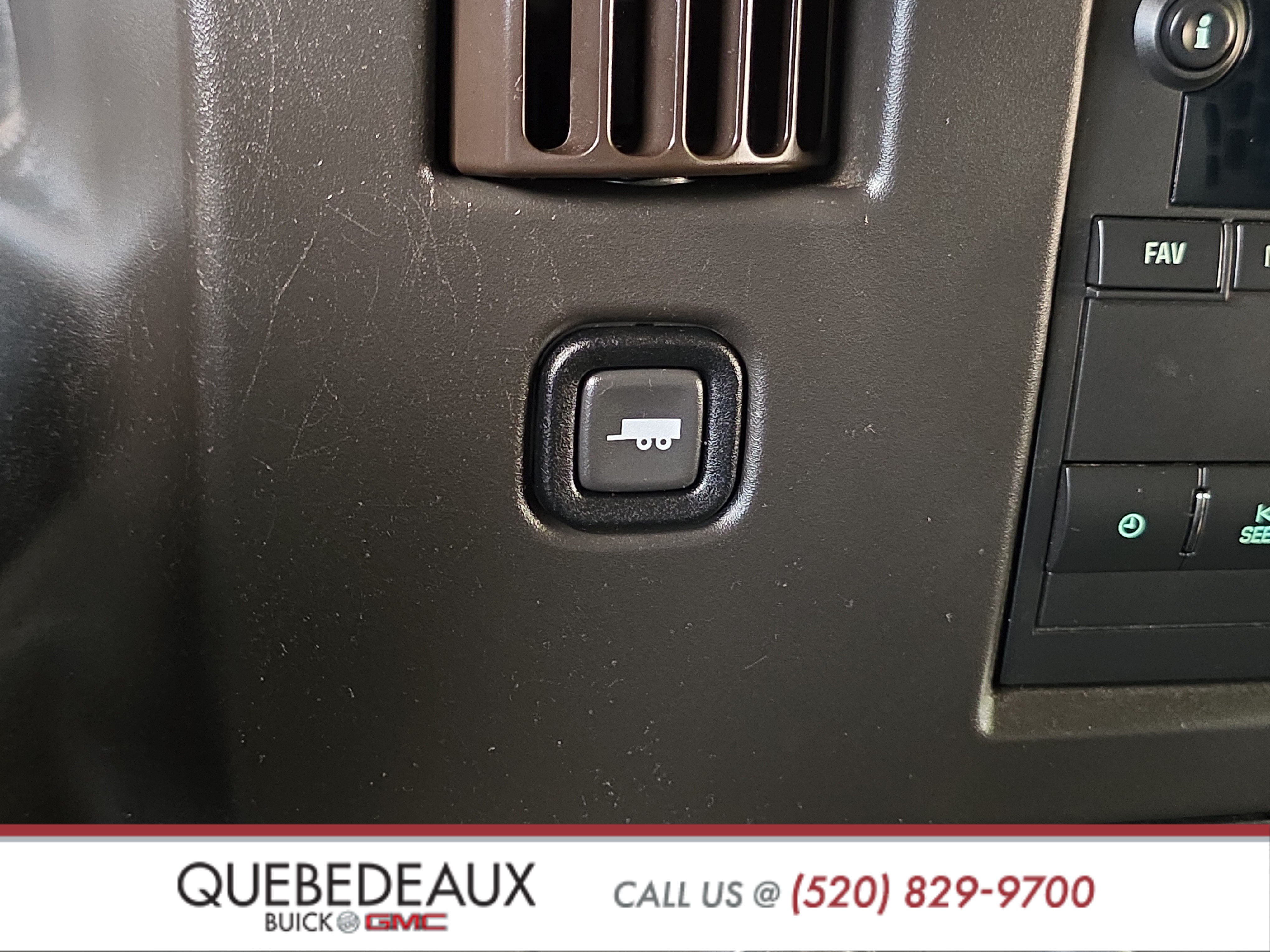 Used 2021 Chevrolet Express 2500 w/ Driver Convenience Package RWD image 19