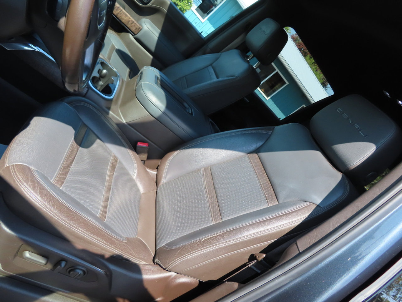 Used 2020 GMC Sierra 3500 Denali image 34