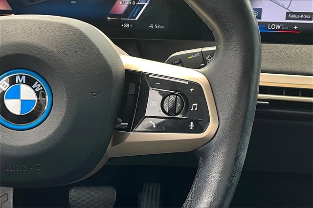Used 2023 BMW iX xDrive50 image 20