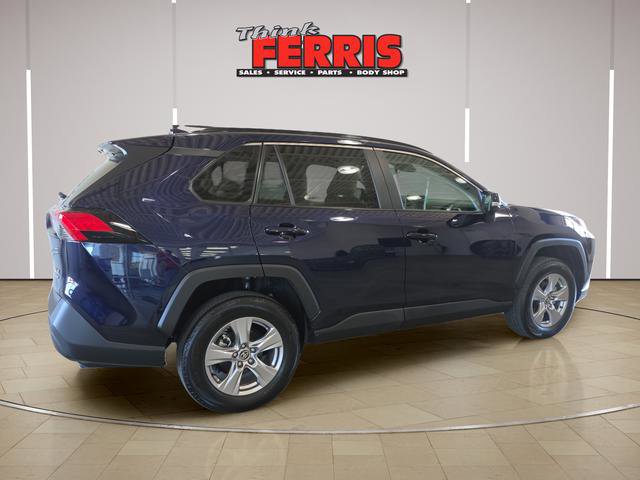 Used 2025 Toyota RAV4 XLE AWD/4WD image 5