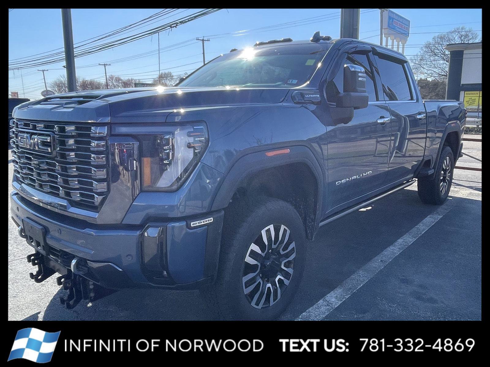 Used 2024 GMC Sierra 2500 Denali Ultimate image 1