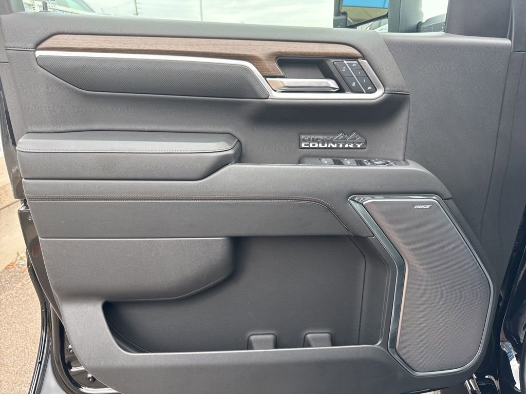 Certified 2024 Chevrolet Silverado 1500 High Country w/ High Country Premium Package image 17