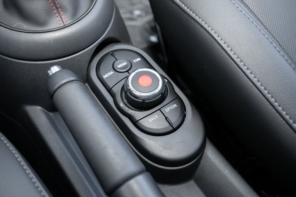 Used 2020 MINI Cooper S FWD image 28