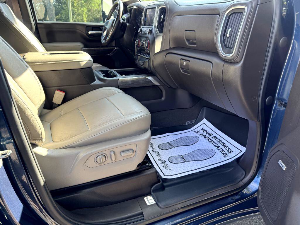 Used 2020 Chevrolet Silverado 2500 LTZ w/ LTZ Premium Package image 8