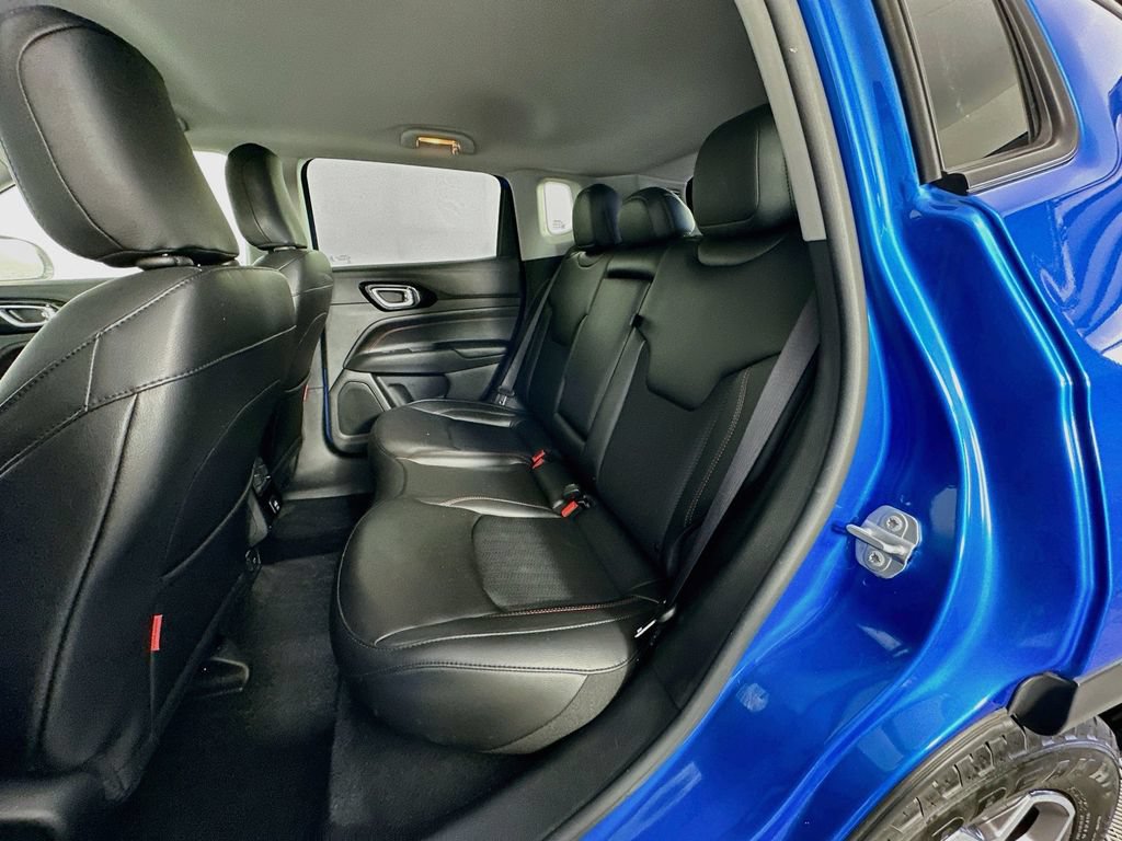 Used 2022 Jeep Compass Trailhawk AWD/4WD image 30