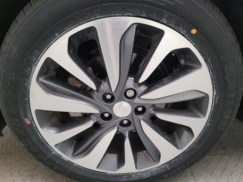 Used 2021 Buick Encore Preferred image 31