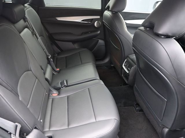 Used 2023 INFINITI QX50 Sensory image 34