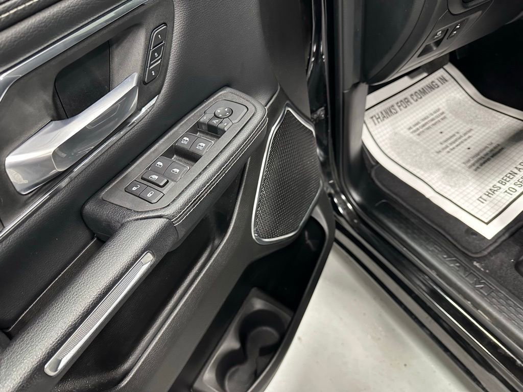 Used 2025 RAM 1500 Laramie image 9