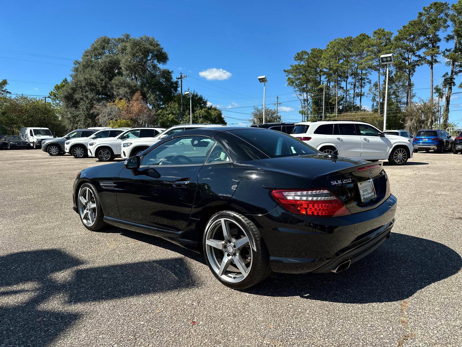 Used 2015 Mercedes-Benz SLK 250 image 3
